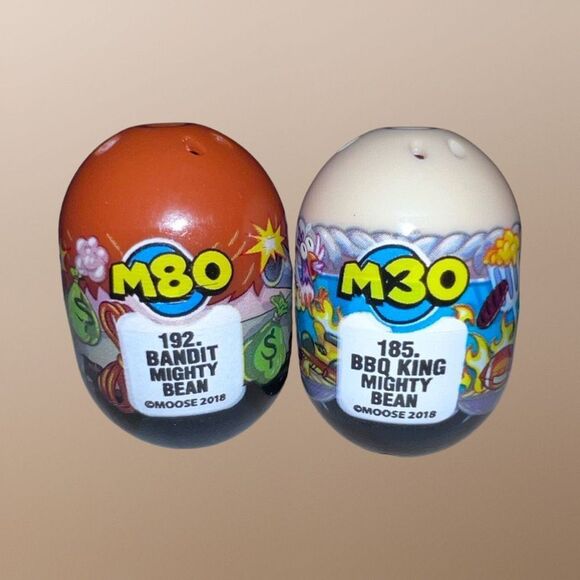 Mighty Beans M80 192 The Bandit & M30 185 BBQ King Figures B2 - Picture 3 of 3